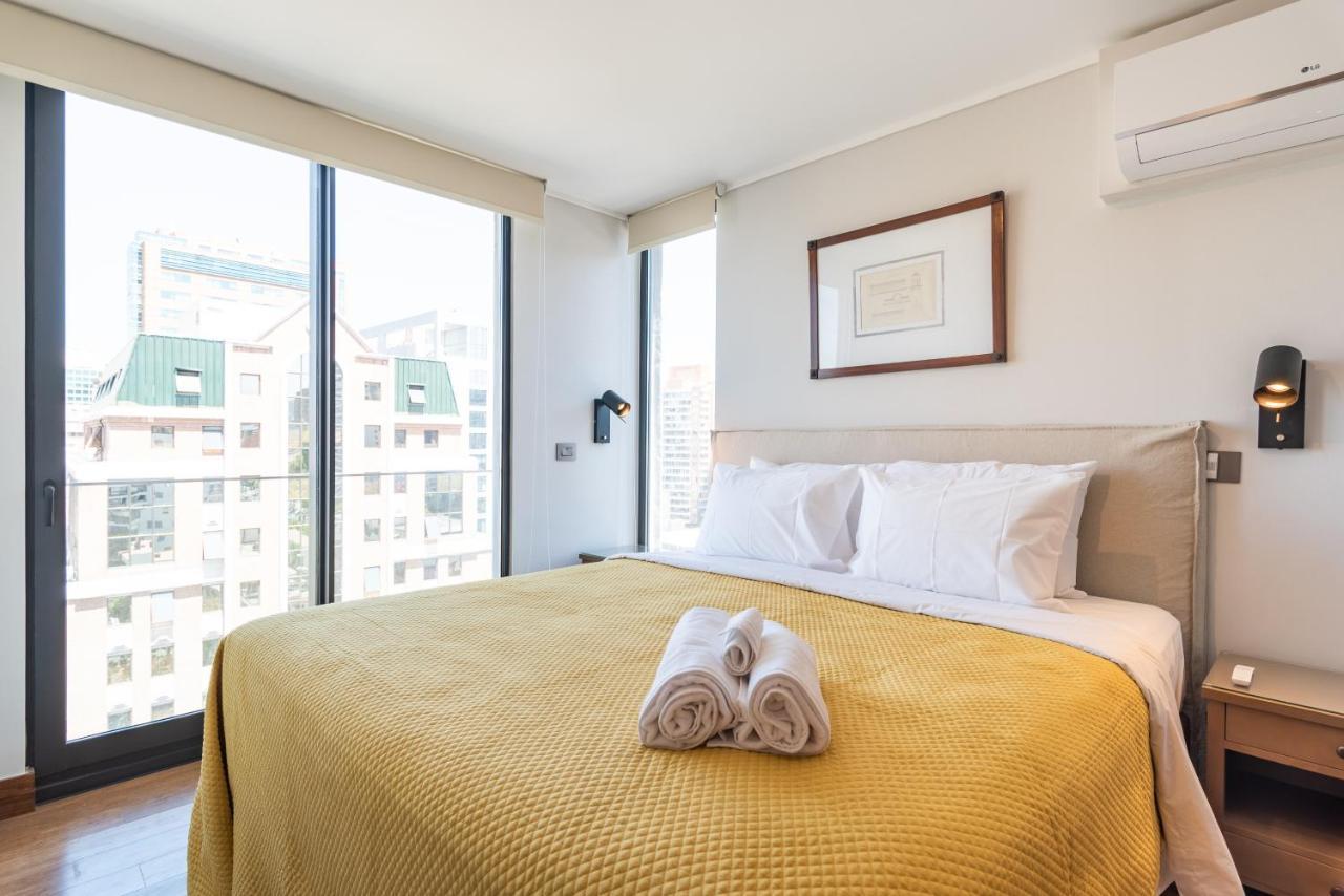 Apartamento Uptown Wood - 1br, Parking, Wifi, Mall, Pool. *