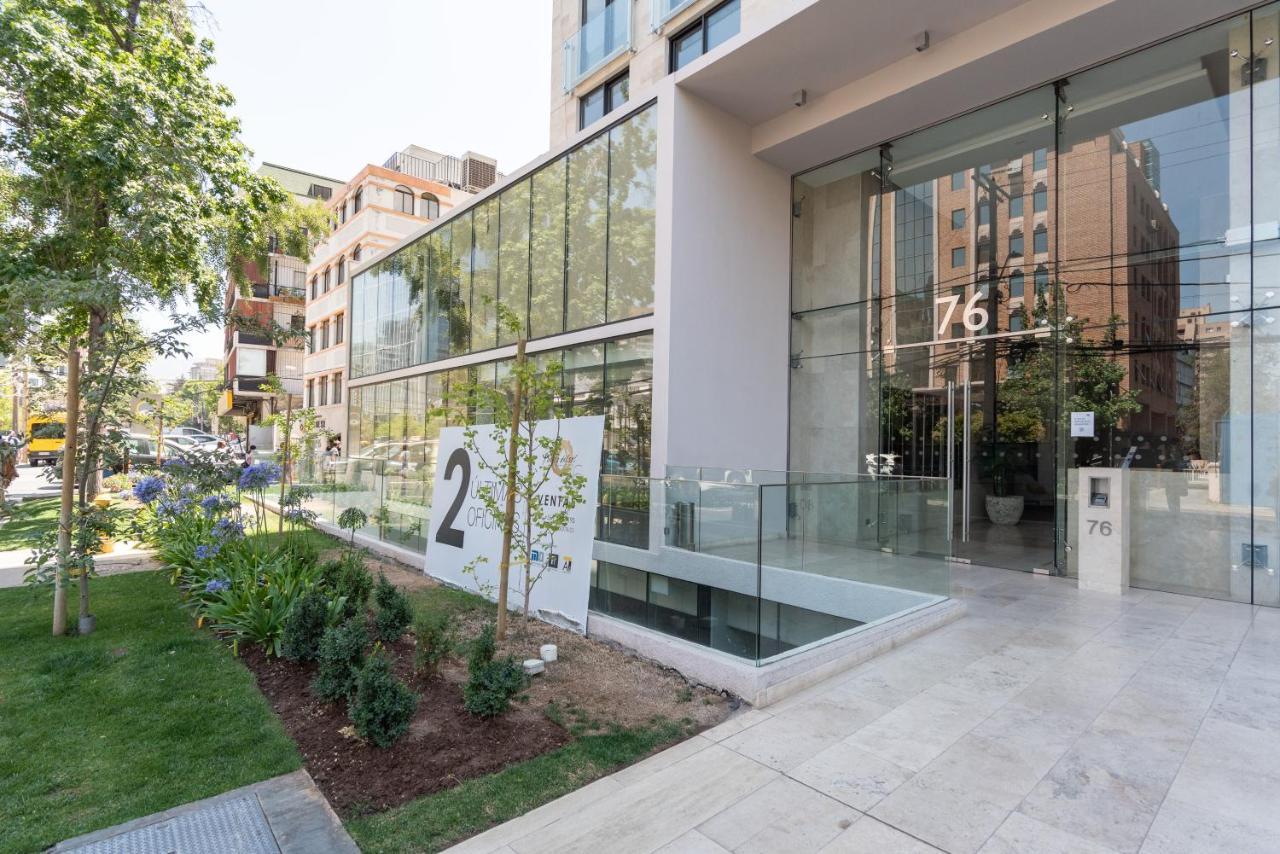 Uptown Wood - 1br, Parking, Wifi, Mall, Pool. *