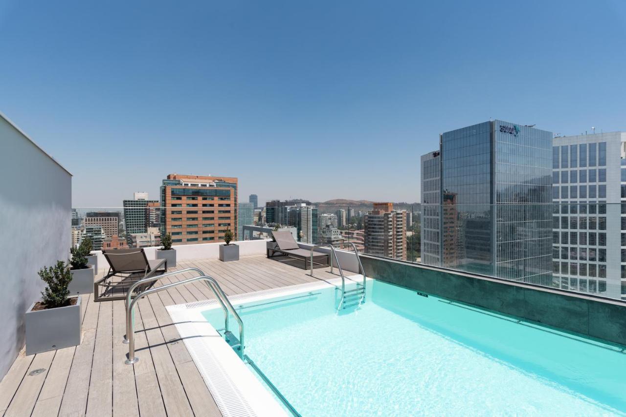 Uptown Wood - 1br, Parking, Wifi, Mall, Pool. Apartamento Santiago